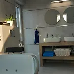 Koprowo - Mit Direktem Seezugang, Sauna & Whirlpool