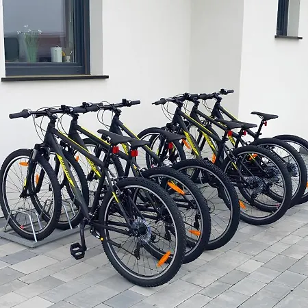 ヴィラ Koprowo - Mit Direktem Seezugang, Sauna & Whirlpool