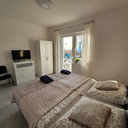 别墅 Koprowo - Mit Direktem Seezugang, Sauna & Whirlpool