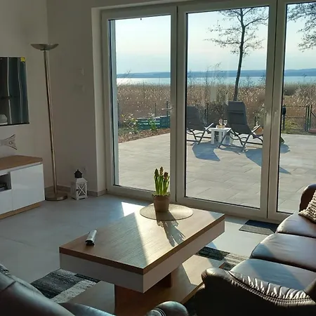 Koprowo - Mit Direktem Seezugang, Sauna & Whirlpool 别墅 Zastan