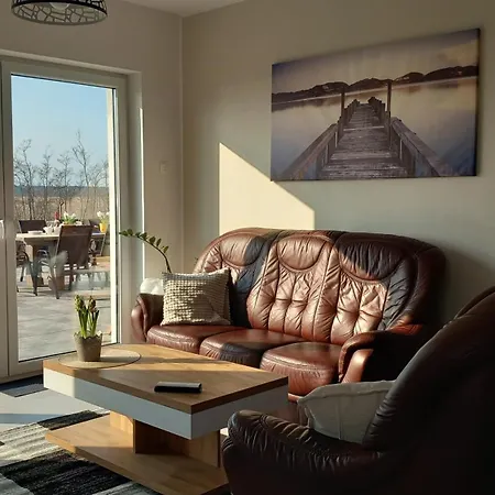 Koprowo - Mit Direktem Seezugang, Sauna & Whirlpool * Zastan