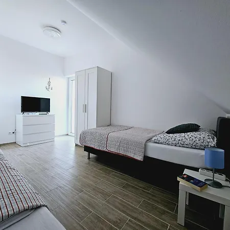 别墅 Koprowo - Mit Direktem Seezugang, Sauna & Whirlpool