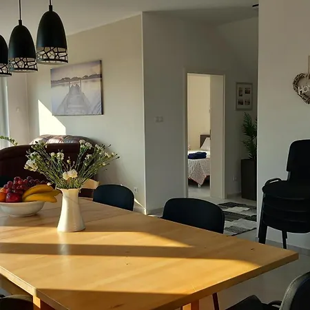 Koprowo - Mit Direktem Seezugang, Sauna & Whirlpool *