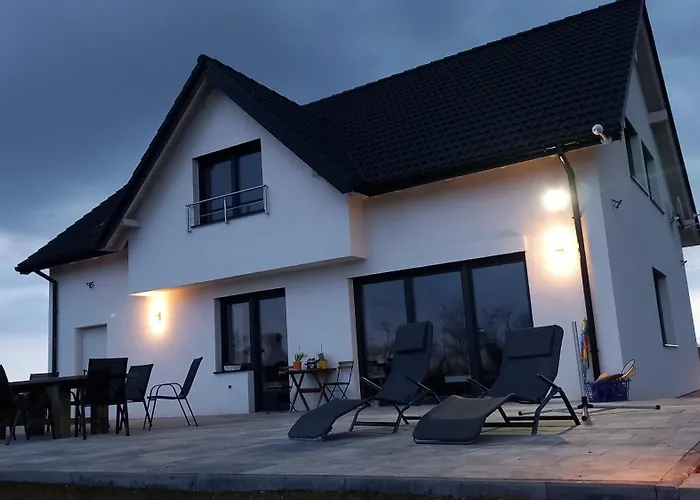 Koprowo - Mit Direktem Seezugang, Sauna&whirlpool Villa *