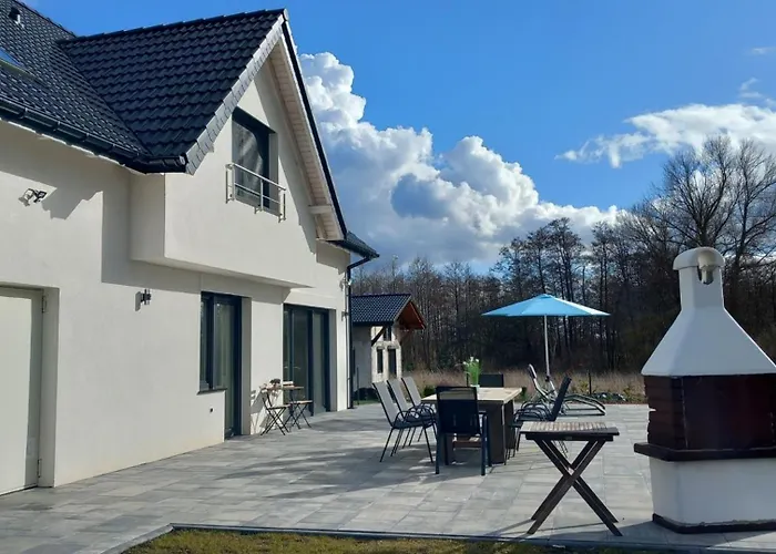 Villa Koprowo - Mit Direktem Seezugang, Sauna&whirlpool Zastan