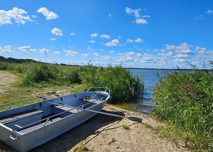 Koprowo - Mit Direktem Seezugang, Sauna&whirlpool Villa Zastan