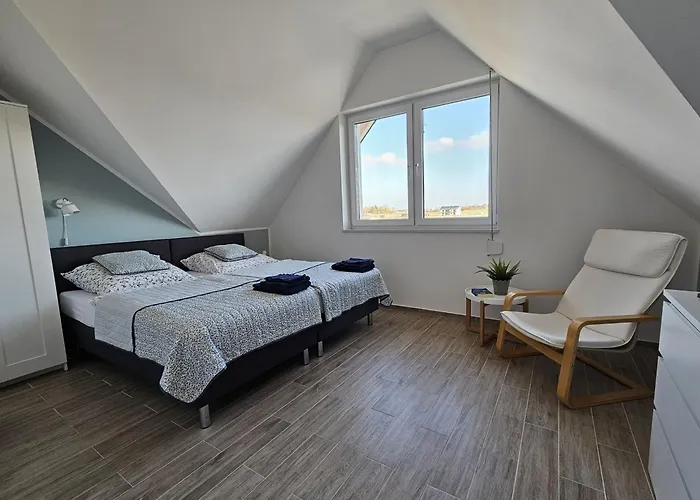 Villa Koprowo - Mit Direktem Seezugang, Sauna&whirlpool Zastan